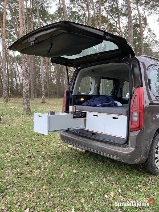 Zabudowa turystyczna kempingowa Combo ProAce Bydgoszcz