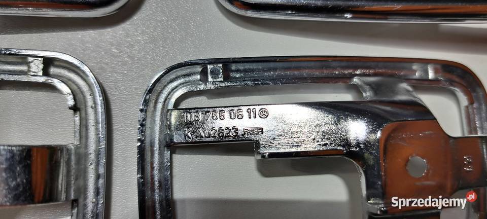 Ramka klamki wewnętrznej lewa prawa 1087660611 Luzino