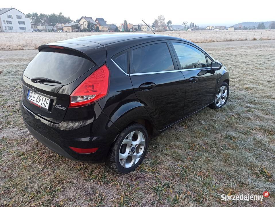 Ford Fiesta MK7 16 120 Titanium Zarejestrowany w Polsce Lębork