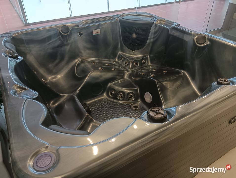 Jacuzzi ogrodowe Trident spa wanna z Łódź