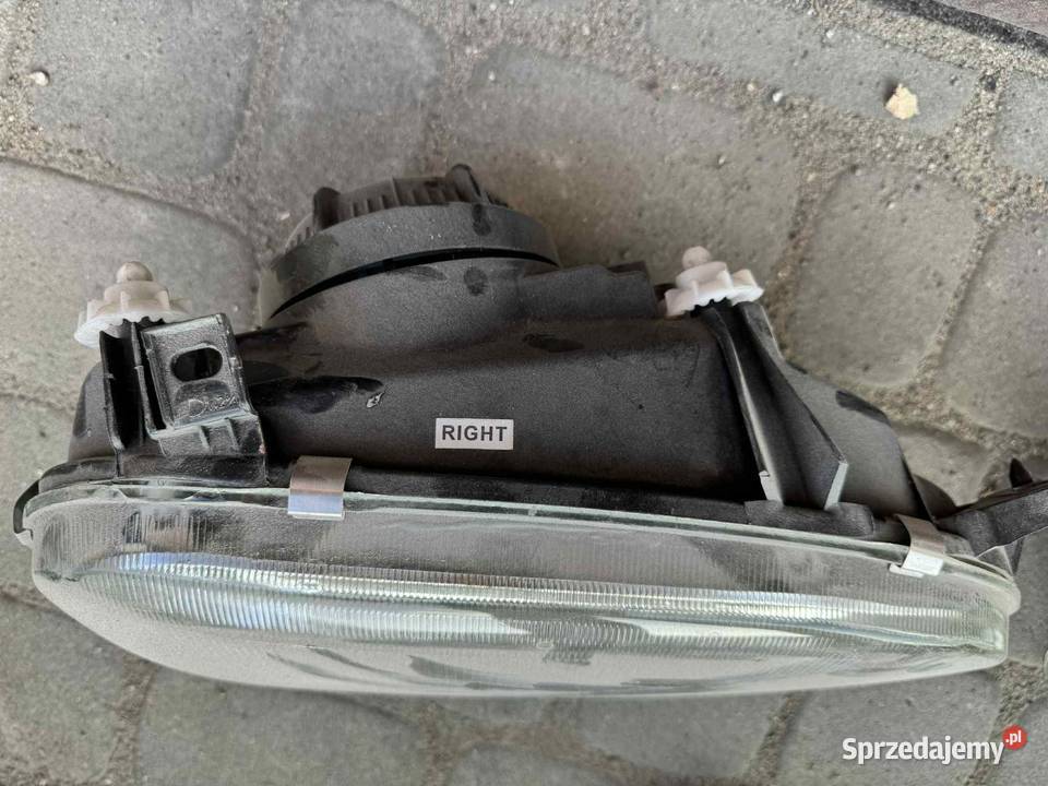 posiadam do sprzedania ładne lampy do VW Golfa Dębica sprzedam