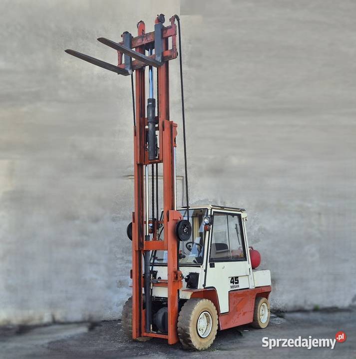 Nissan 4500 TRIPLEX kabina 4 sekcje wys 225 Rybnik