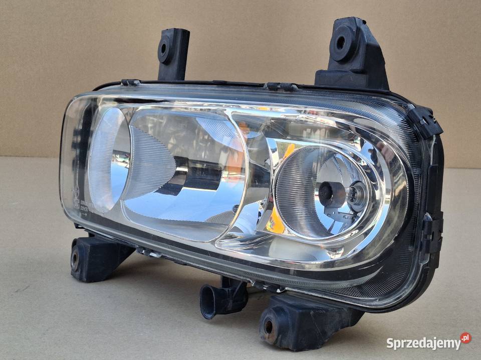 MERCEDES ATEGO REFLEKTOR LEWY LAMPA LEWA lubuskie Bieleń