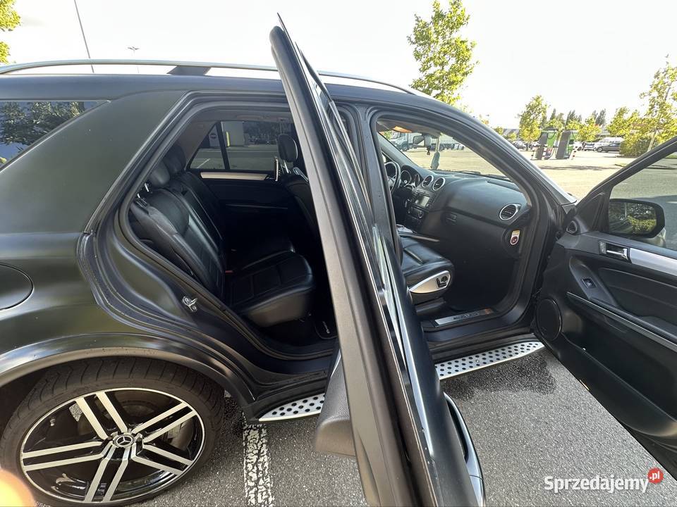 Mercedes ML 63 AMG 510 Alu 22 czarny mat Face odtwarzacz DVD Szczecinek