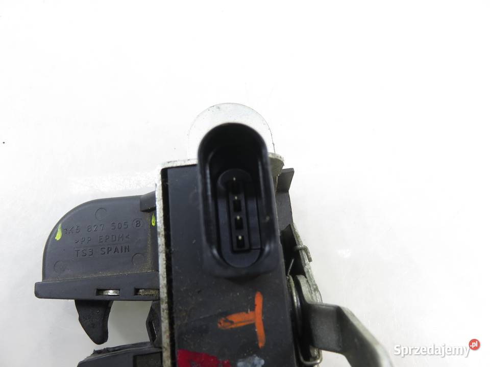 ZAMEK KLAPY VW GOLF V 1K1 1K6827505B