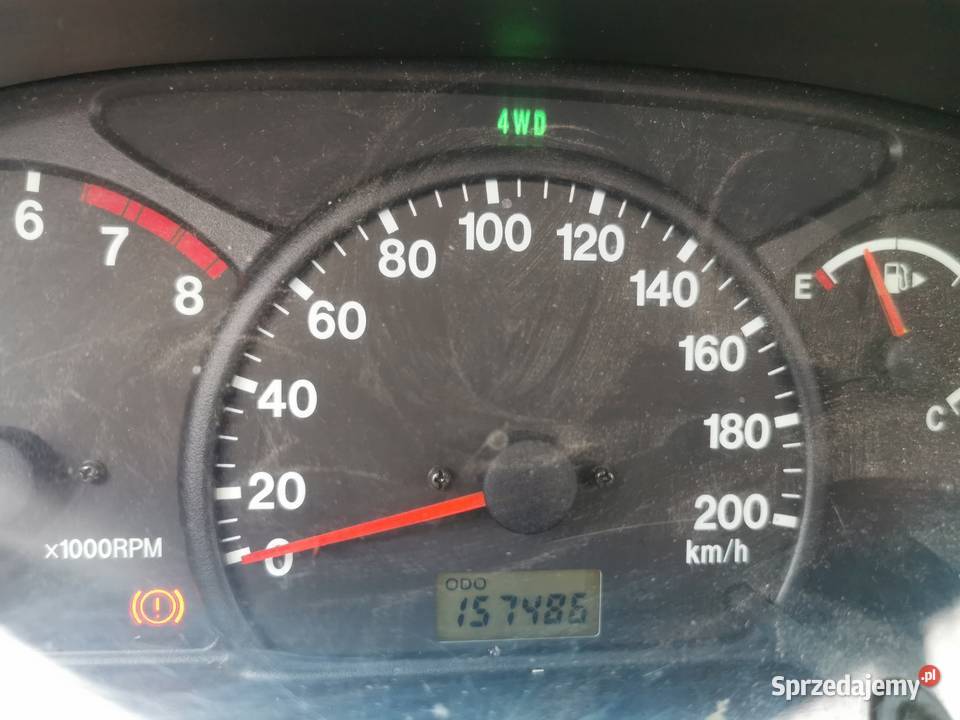 Suzuki Grand Vitara 20 Rok produkcji 2003 Starachowice