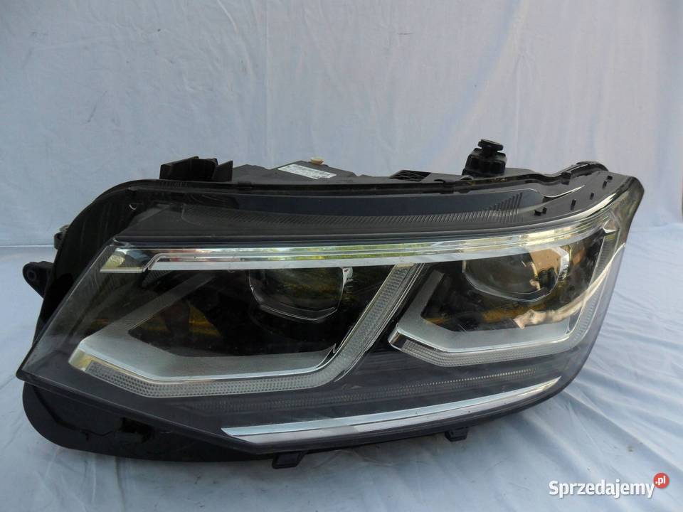 REFLEKTOR PRZÓD STRONA LEWA VOLKSWAGEN TIGUAN Lampy przednie Motoryzacja