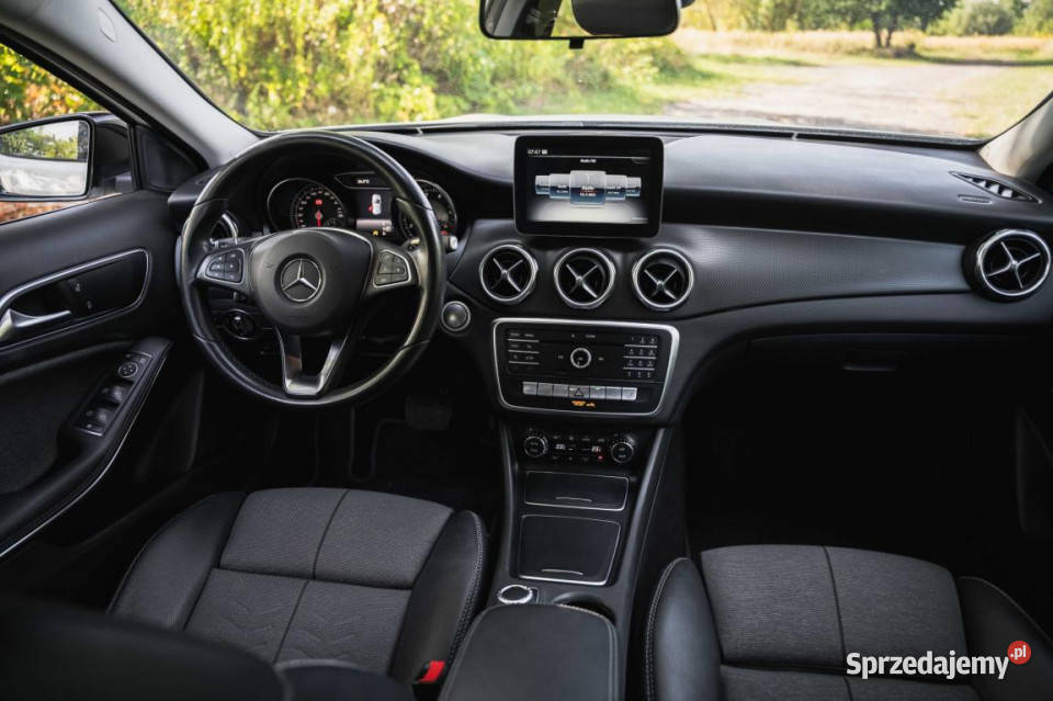 Mercedes GLA GLA 200 automatyczna Katowice