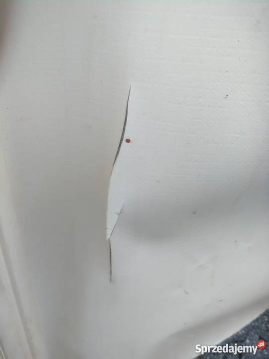 Uszkodzona roleta 150 do przyczepy kempingowej sprzedam