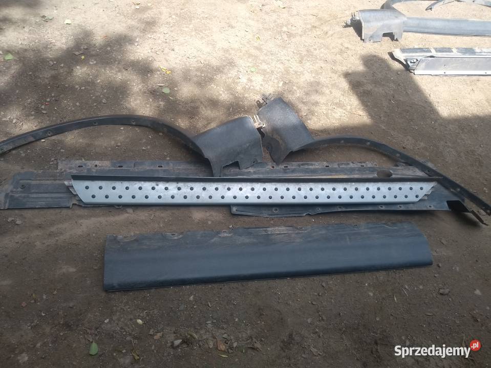 Progi nakładki listwy błotników BMW X5 e 53 Progi małopolskie Piwniczna-Zdrój sprzedam