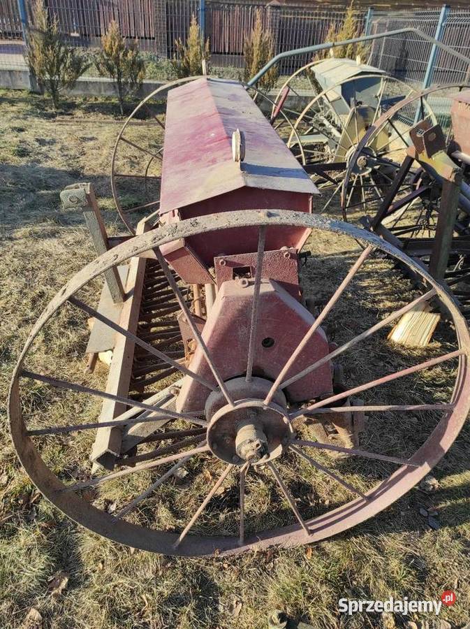 Sprzedam siewniki Części i osprzęt rolniczy Wielkie Oczy