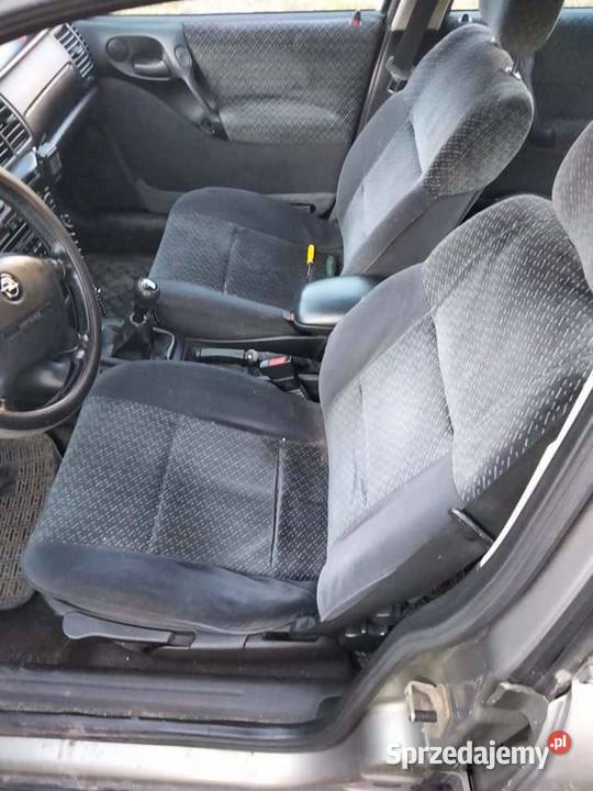 Opel Vectra B 18 16v na części gazem drzwi lubelskie Sawin