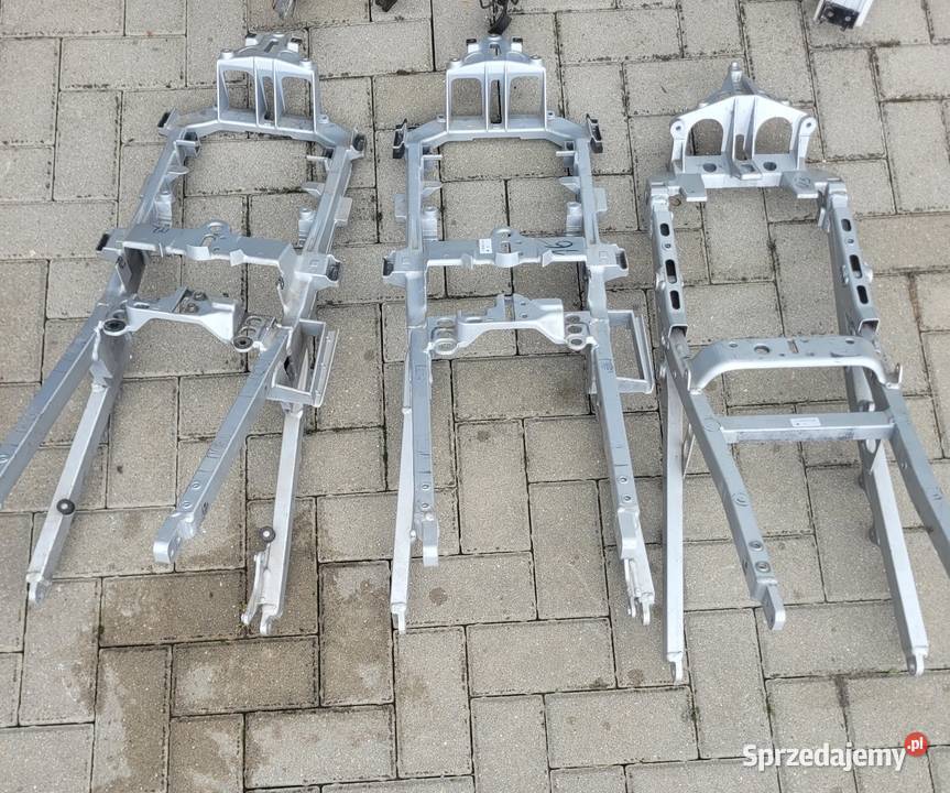 Yamaha FJR 1300 0305 0612 1216 STELAŻ TYŁ Nowy Tomyśl