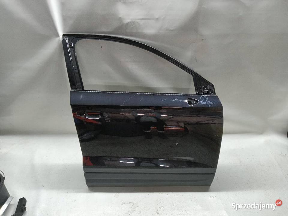 DRZWI PRZÓD PRZEDNIE PRAWE SEAT ATECA 575831312 osobowe
