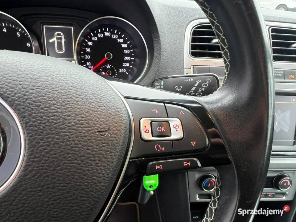 Volkswagen Polo 12 TSI 90 Navi Bluetooth PDC aluminiowe felgi wielkopolskie Baranowo