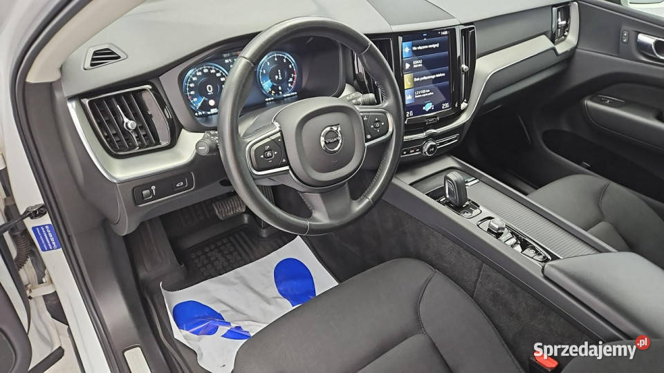 Volvo XC 60 B4 B Momentum Z Polskiego Salonu elektrochrom. lusterka boczne XC 60 Warszawa