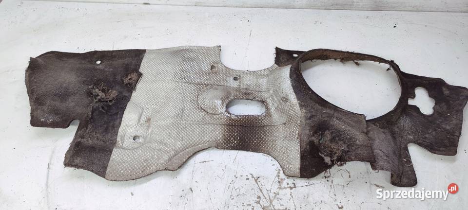 WYGŁUSZENIE ŚCIANY GRODZIOWEJ AUDI A1 6R1863535E