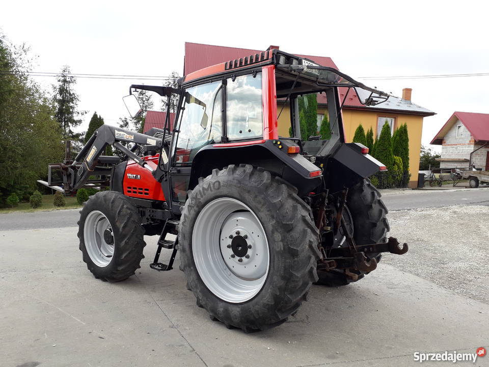 Ciągnik rolniczy Valtra 6250 z ładowaczem OKAZJA
