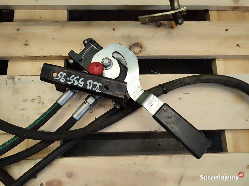 Instalacja hydrauliczna dodatkowego osprzętu JCB Wilkowo
