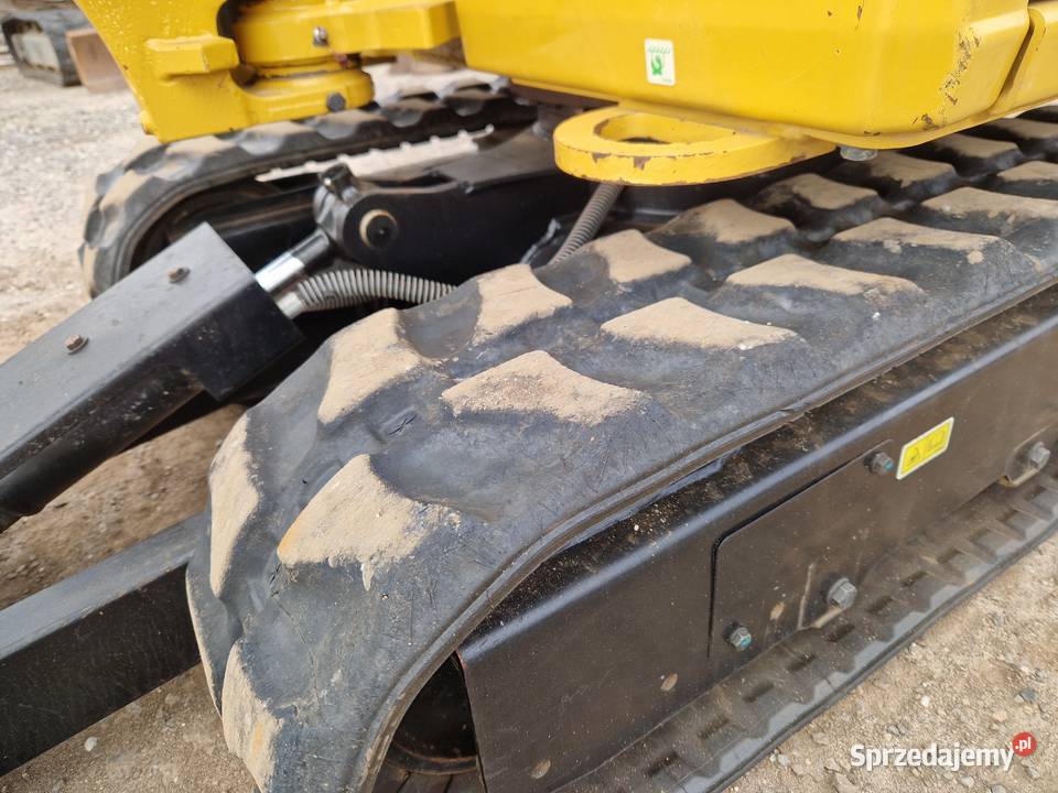 Minikoparka CAT 3016 2023r przebieg 300mtg Rok produkcji 2023 Ryżki