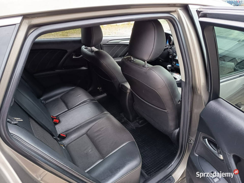 Toyota Avensis Bezwypadkowy biksenon skóra stan tempomat Avensis