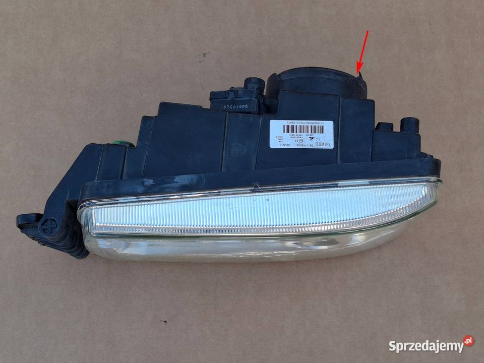 IVECO STRALIS HIWAY EUROCARGO REFLEKTOR LEWY H7 Bieleń sprzedam