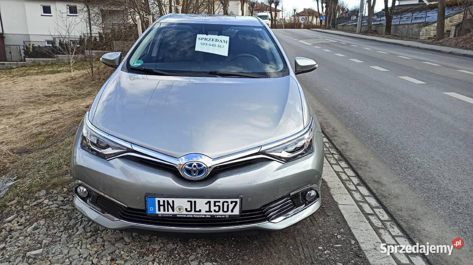 Toyota Auris Hybrid Prestige bluetooth Auris małopolskie Tymbark