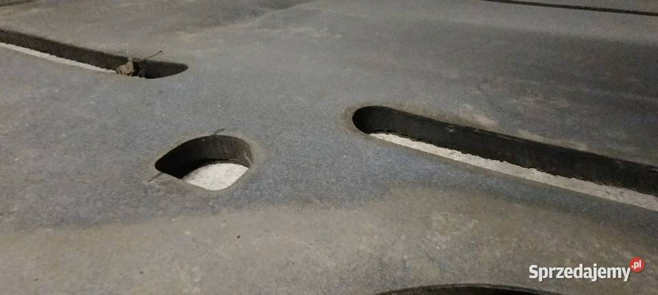 W639 Vito Viano Mercedes podłoga wykładzina