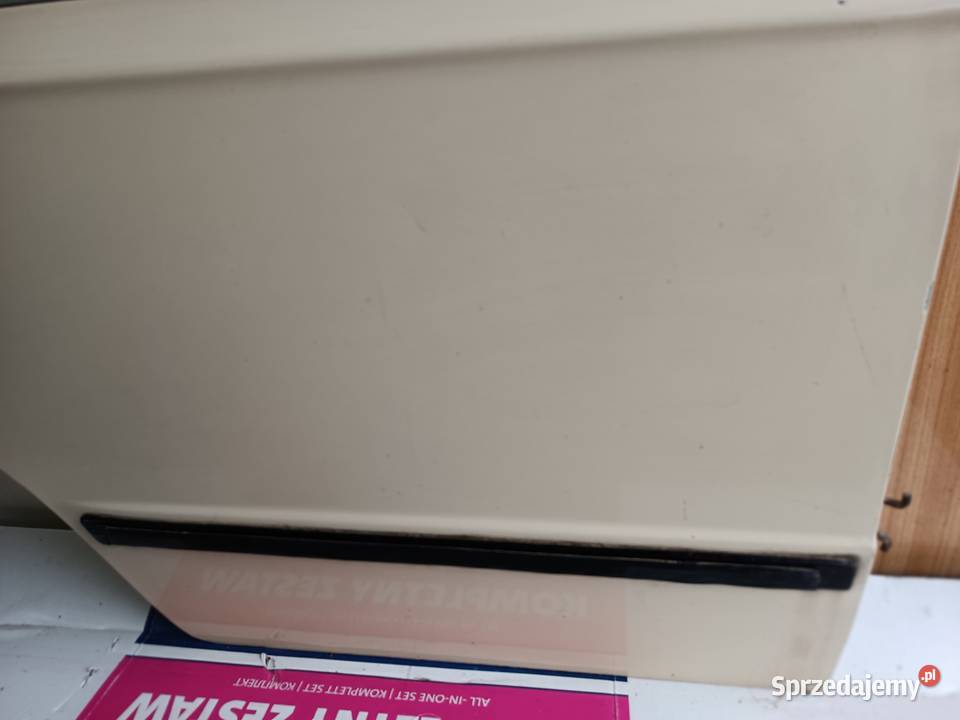 Oryginalne prawe tylne drzwi Fiat 125p Pionki sprzedam