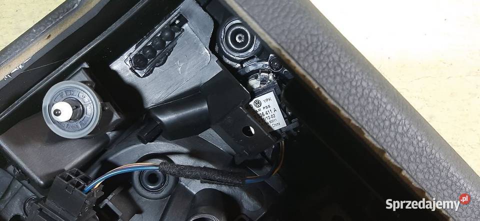 Boczek tapicerka drzwi VW Passat B7 Lewy tył