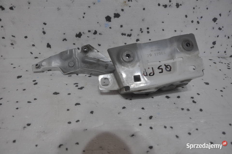 AUDI Q5 80a Mocowanie błotnika prawego pomorskie Sierakowice