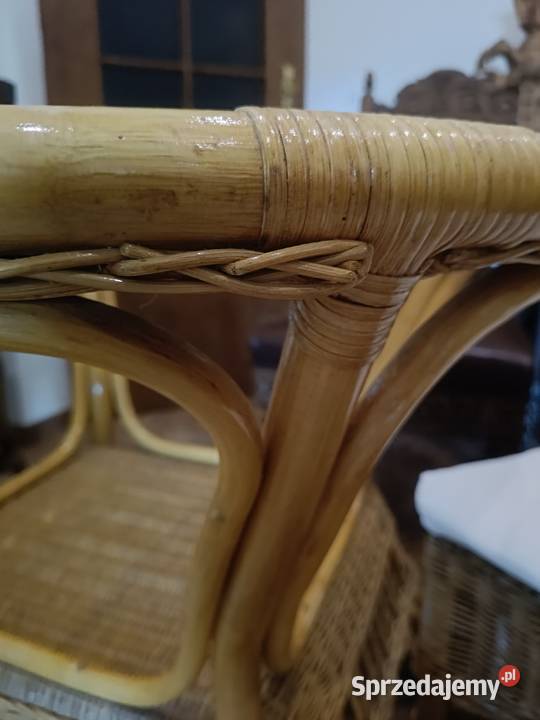 Stół ratanowy duży ze szklanym blatem Stoły Lipno