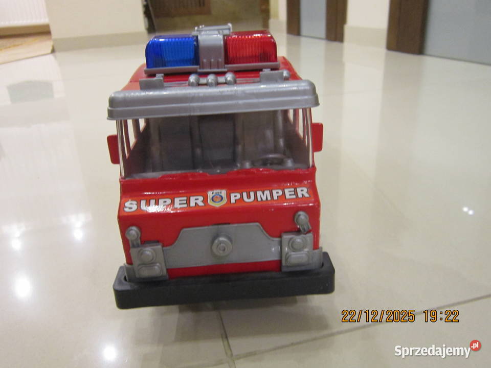 Wóz strażacki kask strażaka Figurki strażaków z 3 lata+ Warszawa