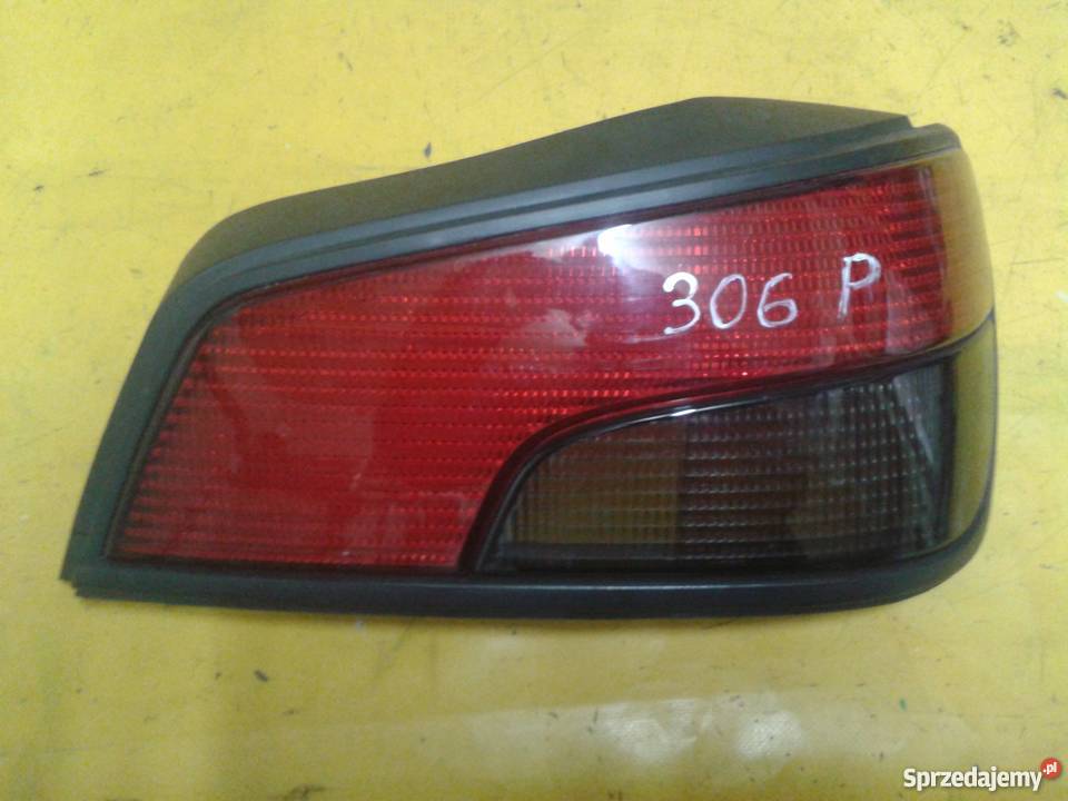 klosz lampy tył Nowy Peugeot 306 r9397 Piotrków Trybunalski