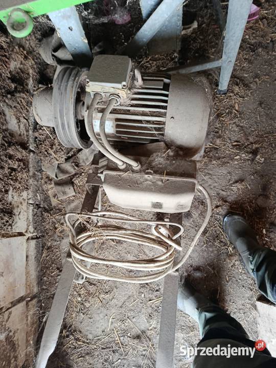 Cyrkularka z silnikiem Stary Lubliniec sprzedam