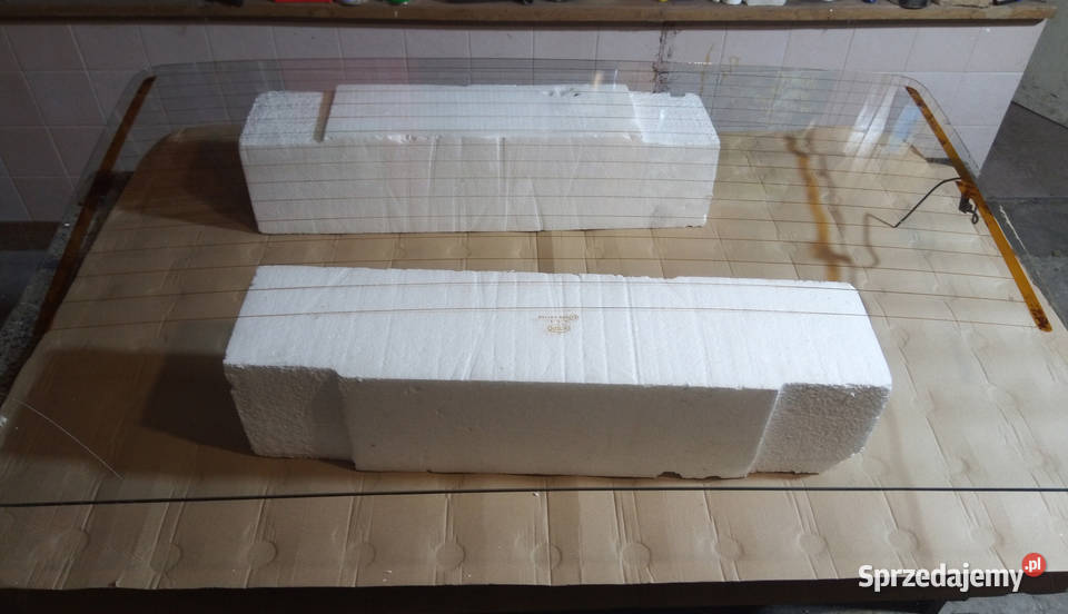 Tylna szyba 1995 r do Polonez Caro Płońsk