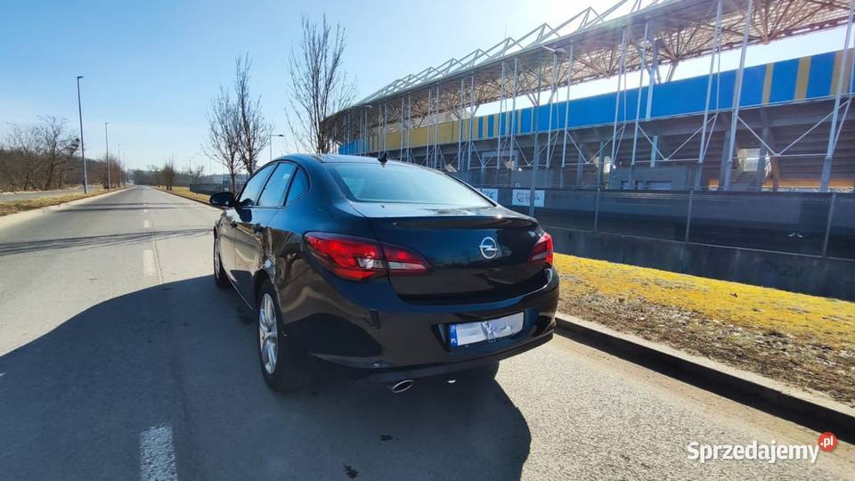 Opel Astra J 14 Turbo LPG 2014 kujawsko-pomorskie Toruń