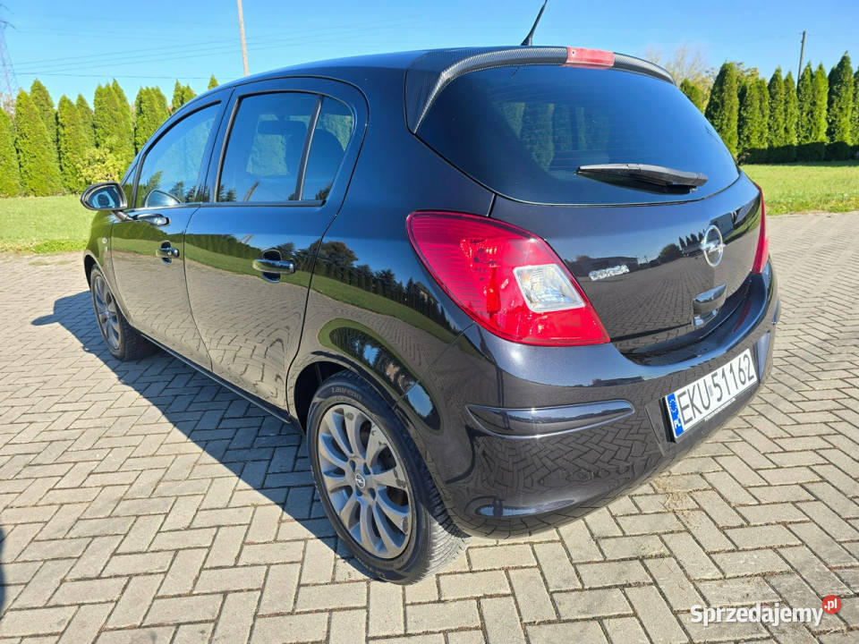 Opel Corsa 12Benz KlimatyzacjaSerwis Wersja wspomaganie kierownicy Kutno