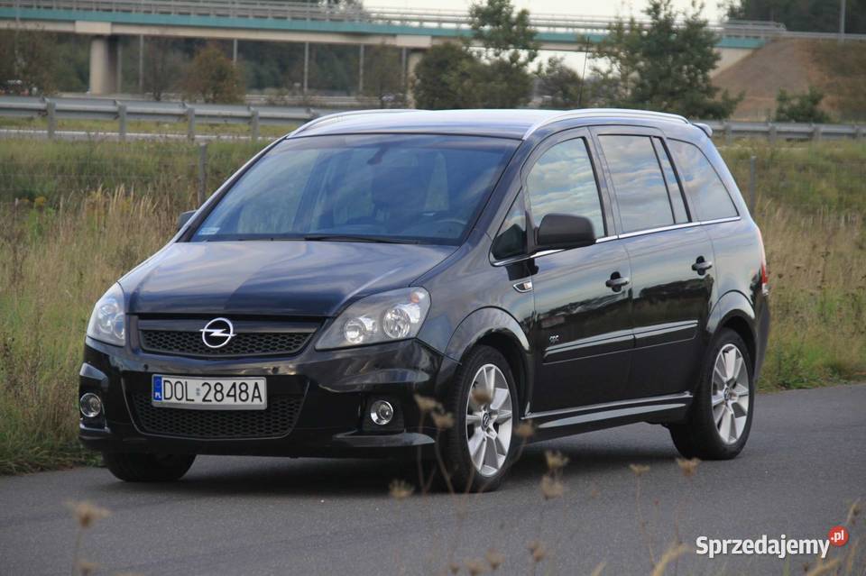 Opel Zafira OPC Line 18 Benzyna 140 RECARO 7 przyciemniane szyby