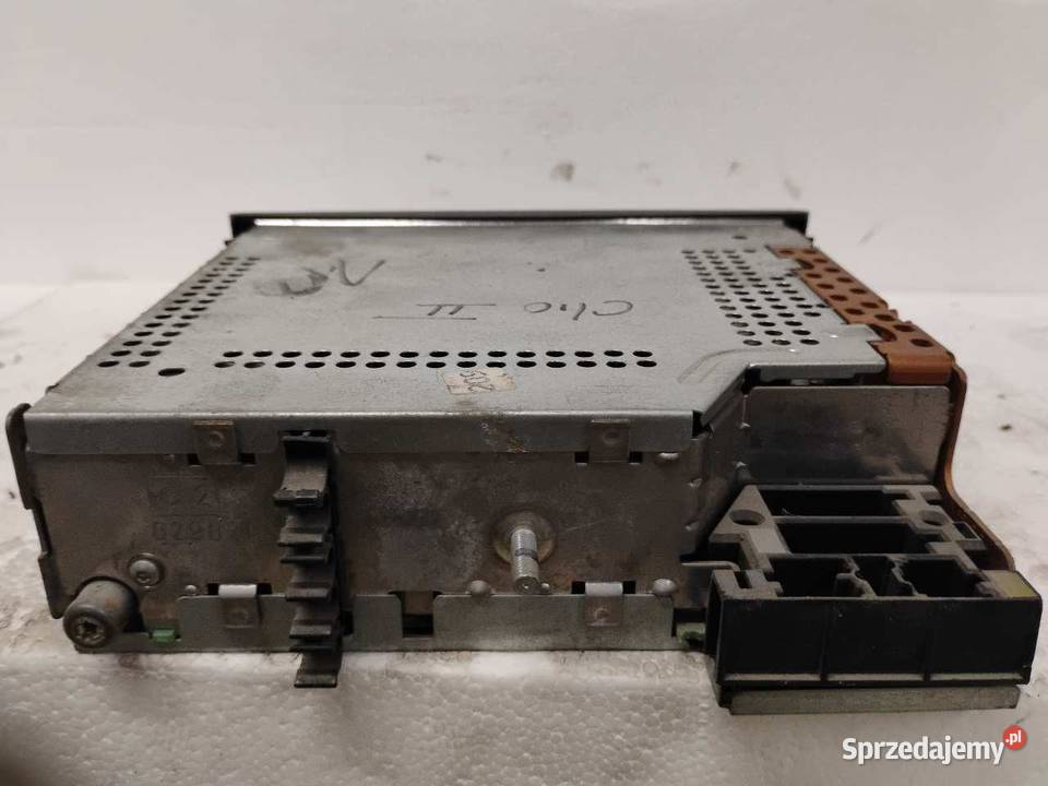 RADIO CD RENAULT LAGUNA 8200057681 Sprzęt audio fabryczny