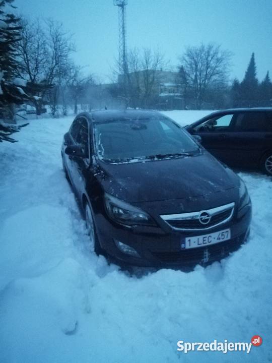Opel Astra 2011r 169000 Sprowadzony na kołach Zamość sprzedam