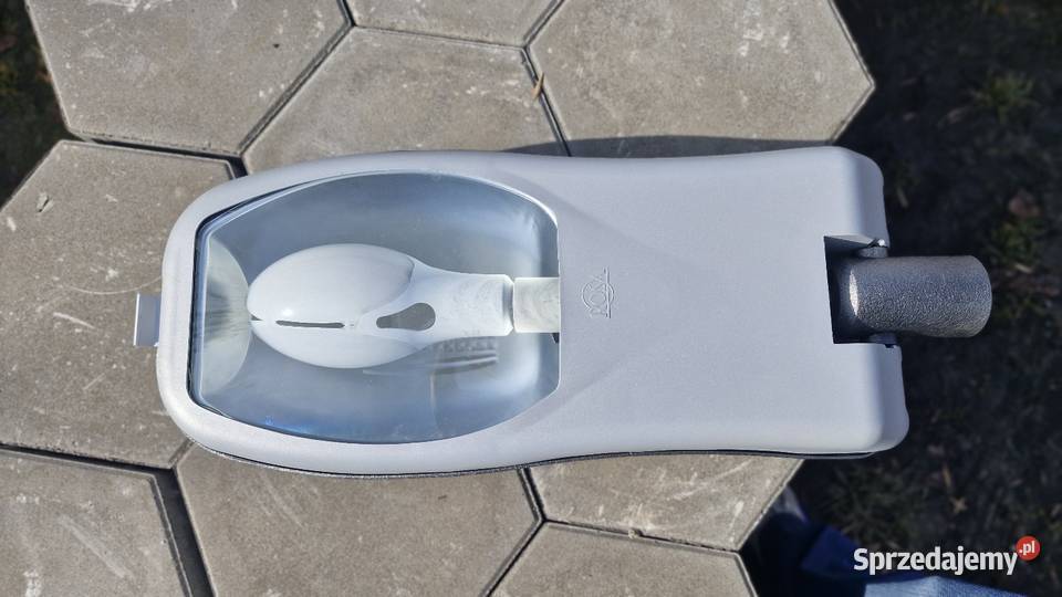 Lampa uliczna led 70w możliwość montażu Trzebnica