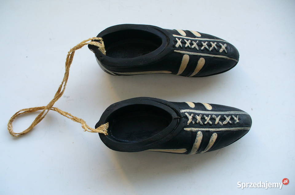 Zawieszka na lusterko buty korki Fiat 125126