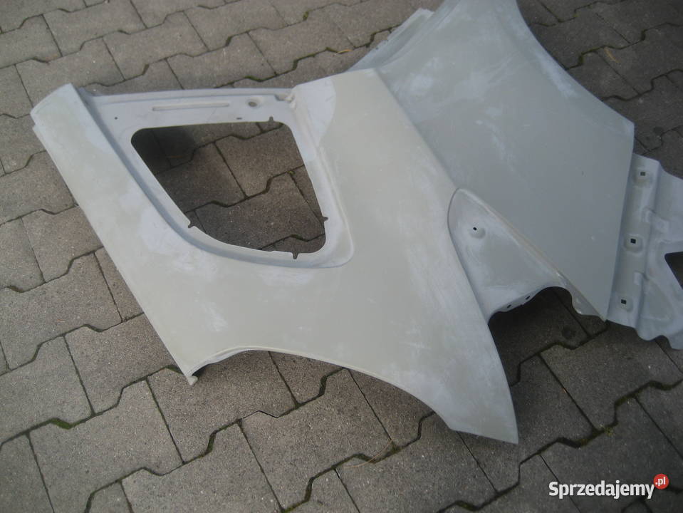 KIA CARENS 4 IV 1318R BŁOTNIK TYŁ PRAWY sprzedam