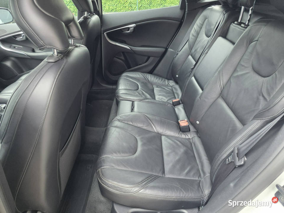 Volvo V40 SUMMUM bezwypadkowy serwisie bluetooth V40 Czarnków