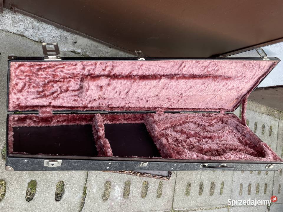 stary futerał na instrument Pruszcz Gdański