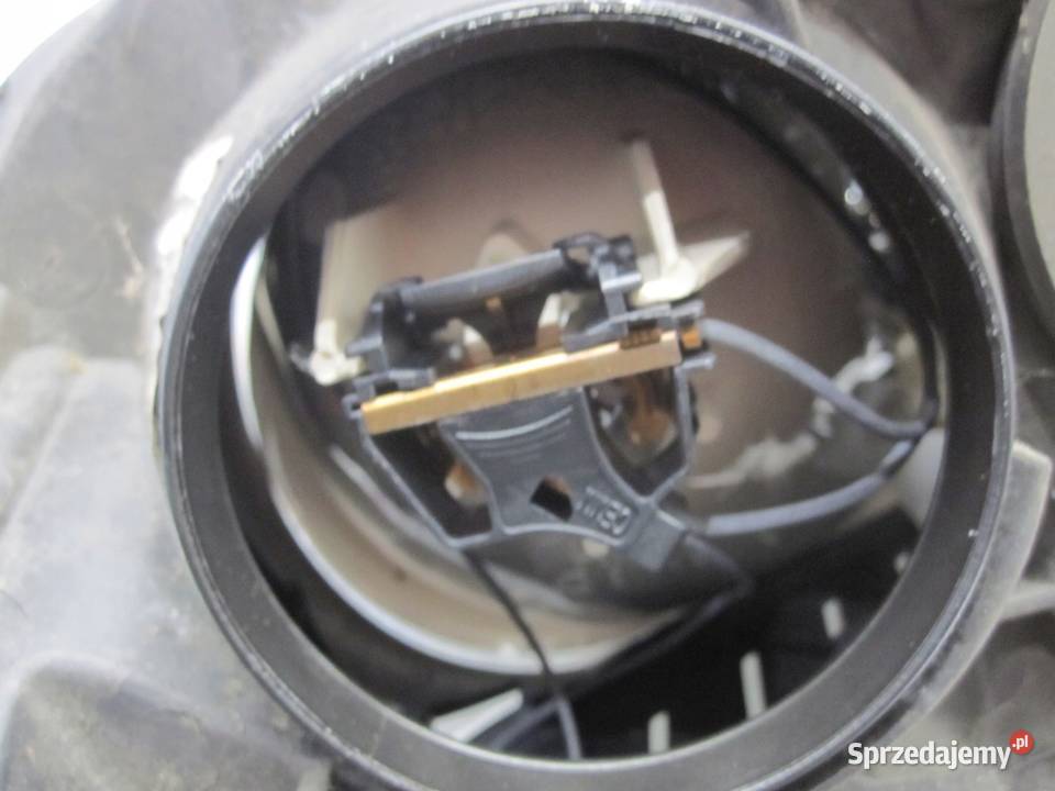 FORD FOCUS MK2 II lampa prawa przód 8M5113D154DE Kielce