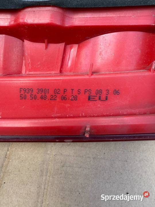 LAMPA LEWA TYLNA W KLAPIE ALFA ROMEO 159 KOMBI łódzkie Głowno