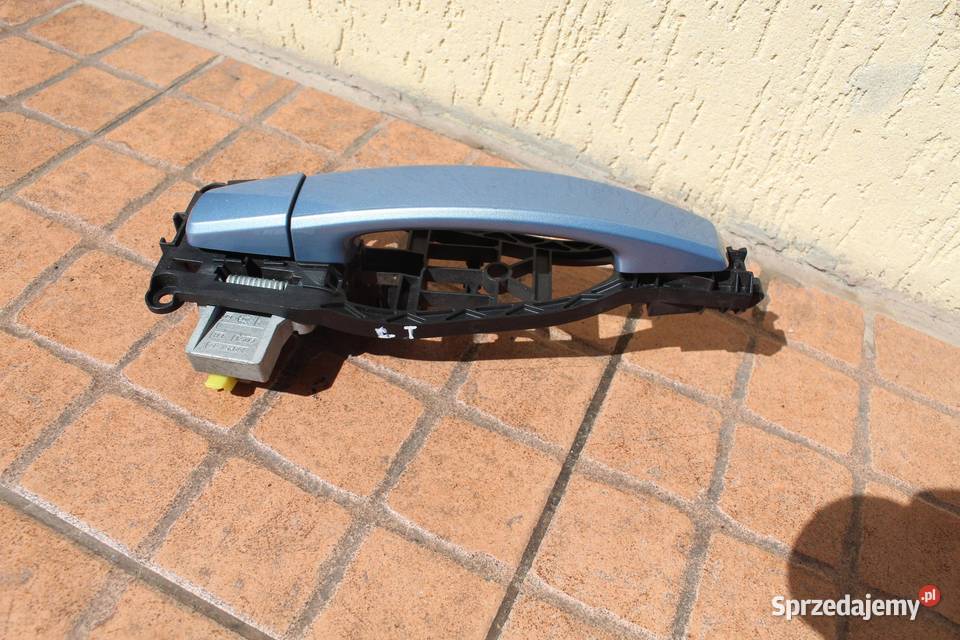 KLAMKA DRZWI LEWY TYŁ Z21C OPEL CORSA D