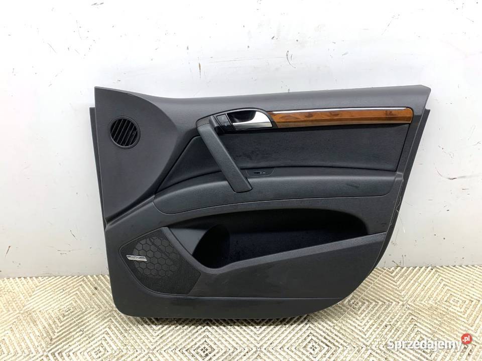 BOCZEK DRZWI PRAWY PRZÓD AUDI Q7 4L Hatchback